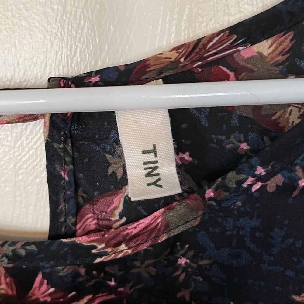 Anthropologie Tiny Floral Navy Bird Crop Top - Picture 8 of 12